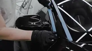 Professional Car Polishing for a Mirror-Like Finish