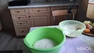 Смачні  пиріжечки, м'якенкі, як пушок...