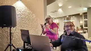 Lucia Modicano Canta 