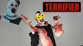 Mezco 1:12 Terrifier - art the clown review 