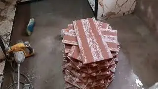How to professionally install ceramic tiles with cement, step by step.