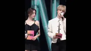 Look at her first!! 👀🫣 #hanyujin #yuna #yujin #zb1 #itzy #moment #kpop #mc #inkigayo #fyp #cute