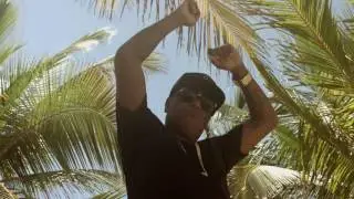 Japanese Ft. Mayellie Vanducci - Freetanga (Video Oficial)