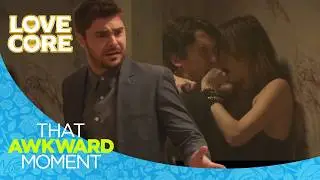 Catching his best friend in the shower | That Awkward Moment (Zac Efron) | LoveCore