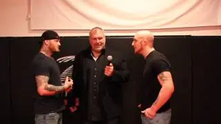 TRAVIS VS MIKEY CAGETITENS