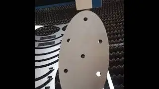 Perfect Circle Cut in 1.55mm Steel-Oddly Satisfying