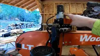 Operating the Woodmizer Debarker on the LT40 Wide