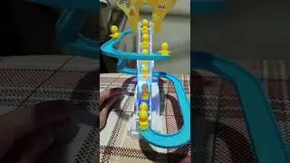 Follow the leader 😱#toyduck#toys#kidslike#viralshort#shortvideo