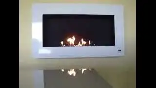 Bio cheminee ethanol t&eacute;l&eacute;command&eacute;e Beaubourg  A-FIRE un foyer bio ethanol &eacute;lectronique