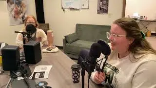 Beacon Center Development Coordinator Kellee Dragt and Outreach Coordinator Shona Marshall in studio