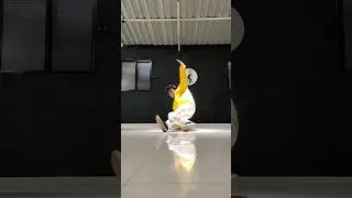 basic breakdance routine... #breakdance #bboy #routines#shorts #vairal #trending