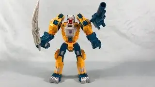 Transformers Generations Titans Return Deluxe Wolfwire (WeirdWolf) Review
