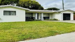 1703 NE 24th St, Wilton Manors, FL Presented by The Bonfiglio Team.