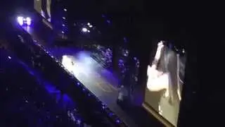 Rihanna live your life- the monster tour @ mets life stadium