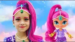 София открыла новый ПОДАРОК Игрушку и превратилась в Куклу Шиммер и Шайн