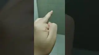 How to crack your finger Tokyo Ghoul style.