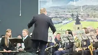 Puhački orkestar Ivo Tijardović - Eine letzte Runde