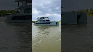 Huge 82 ft. Aluminum Power Catamaran by VisionF 😮 #yacht #luxury #boat