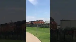 BNSF passing the Temple Tx Yard