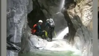 Canyoning im Tessin, Schweiz mit VengaTours Aktivurlaub