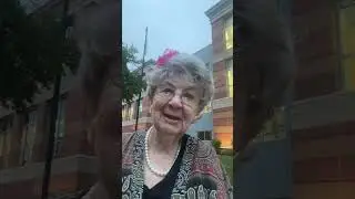 Ура! Сегодня в Нью-Олбани, штат Индиана, гроза. Обожаю. 🙏
