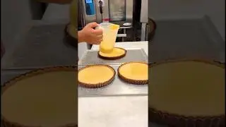 Pumpkin pie #bakery_cake_pastry #dessert #pie #pumpkin #bakerylovers #cakerecipe #dessert #trending