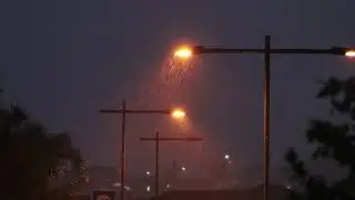 Rainy Night Street &ndash; Relaxing Ambience with Street Lights and Rain Sounds [1 Hour]