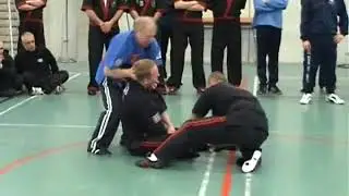 GM PAUL BOWMAN ZENDORYU ITALY 2010   KYUSHO JITSU Quick Ko