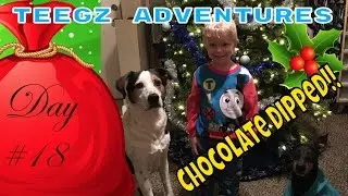 SANTA BAGS!! Day #18 | Make Chocolate covered Fruit & Berries!