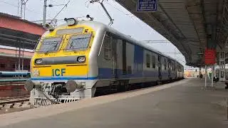 KSR-bangalore--Ashokapuram MEMU 66551 Arriving Mys jn.🚆🛤⚡️