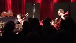 Arcopia play When Pigs Fly