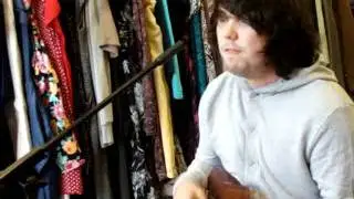 Billy Mitchell @ Dundee Jams for Oxjam instore gigs, 1/10/11. Movie by Daisy Dundee
