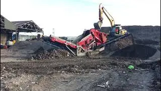 Scalping Screen Sticky Material Separation