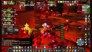 Crucial vs Firemaw (Feenix private server) healer aspect