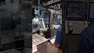 Hurco&rsquo;s VM15Di 3-axis CNC machine at IMTS 2024