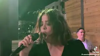 Annette Moreno y Jardin