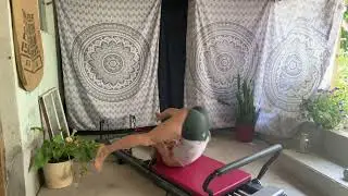 🎯 Control Balance on the Reformer | Classical Mount & Dismount | Pilates with Samantha