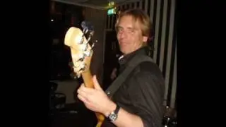 Niet Dringen - Still Believe