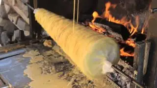GÂTEAU À LA BROCHE