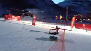 Duygu'nun airboard'la imtihanı - Val-d'Is&egrave;re
