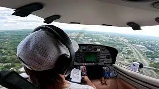 Private Pilot Flying: Landing runway 22 at KCDW in a DA40 - N949KC