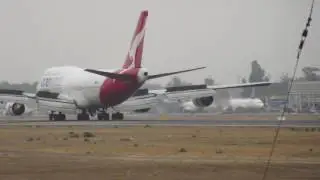 Oneworld (Qantas) Boeing 747-438/ER  VH-OEF  QFA027 From YSSY