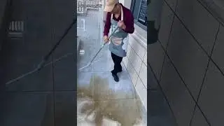 Satisfying floor cleaning 🙀😲  #floorcleaning #satisfyingshorts #lovecleaning #deepcleaning