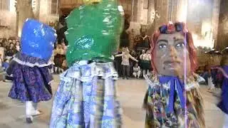 Ballada de Gegants a Santa Maria del Mar 2014 - Ball dels Nanos de Montblanc