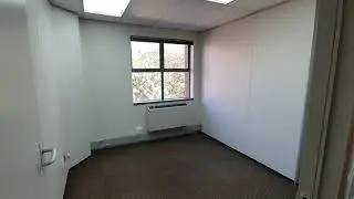 NEAT OFFICE AVAILABLE TO LET NEAR MENLYN MAINE