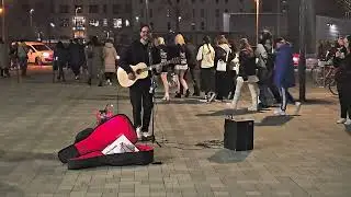 38 Tokio Hotel, Street Music Spring Nicht