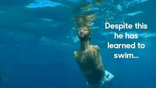 Nick Vujicic  swimming