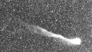 Lovejoy comet dynamics on 13th February 2015