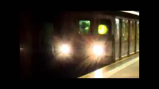BMT Jamaica Line: R32-R42 J/Z Train Action@Jamaica Center