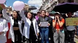 Universidad de Cuenca exige justicia ante el asesinato a su estudiante Abiga&iacute;l